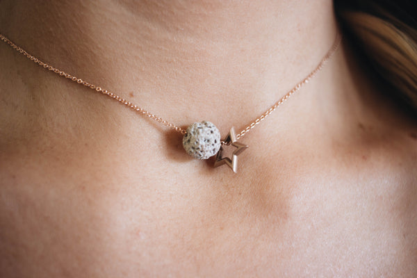 Sophia Necklace | black