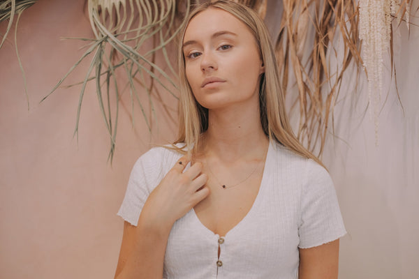 Cosmic Girl Necklace - black - The Wong Way