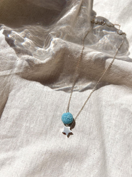 Evelyn Necklace - blue - The Wong Way