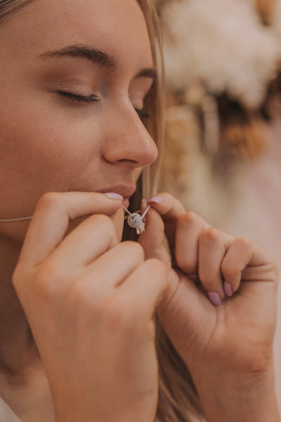 Evelyn Necklace - grey - The Wong Way