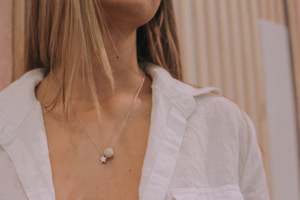 Evelyn Necklace - white - The Wong Way
