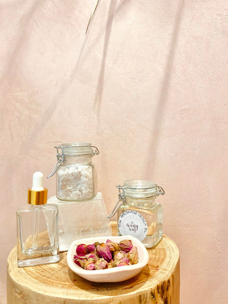 Fractionated Coconut Oil - The Wong Way