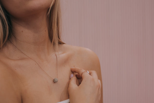 Infinity Necklace - grey - The Wong Way