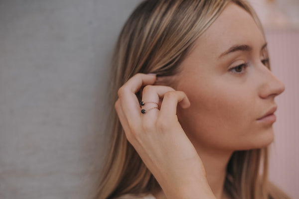 Pluto - black - The Wong Way