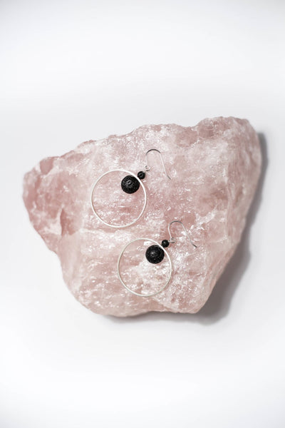 Saturn - black - The Wong Way