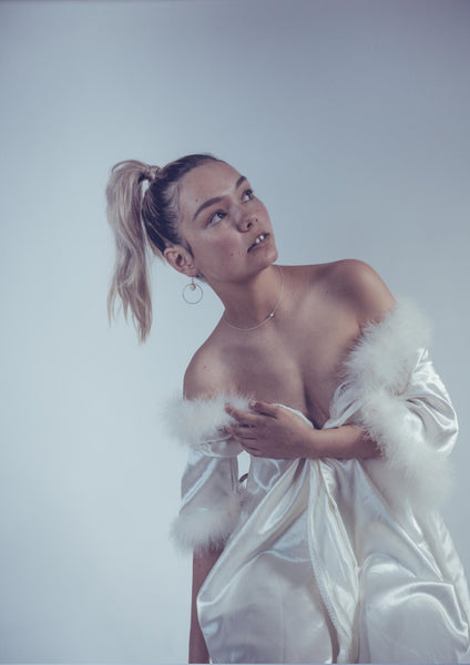 Saturn - white - The Wong Way