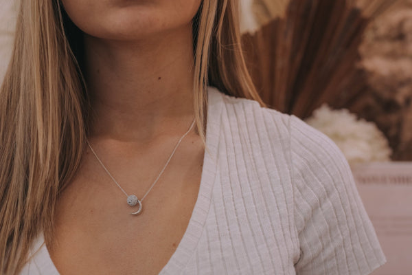 Lucy in the Sky Necklace - grey - The Wong Way